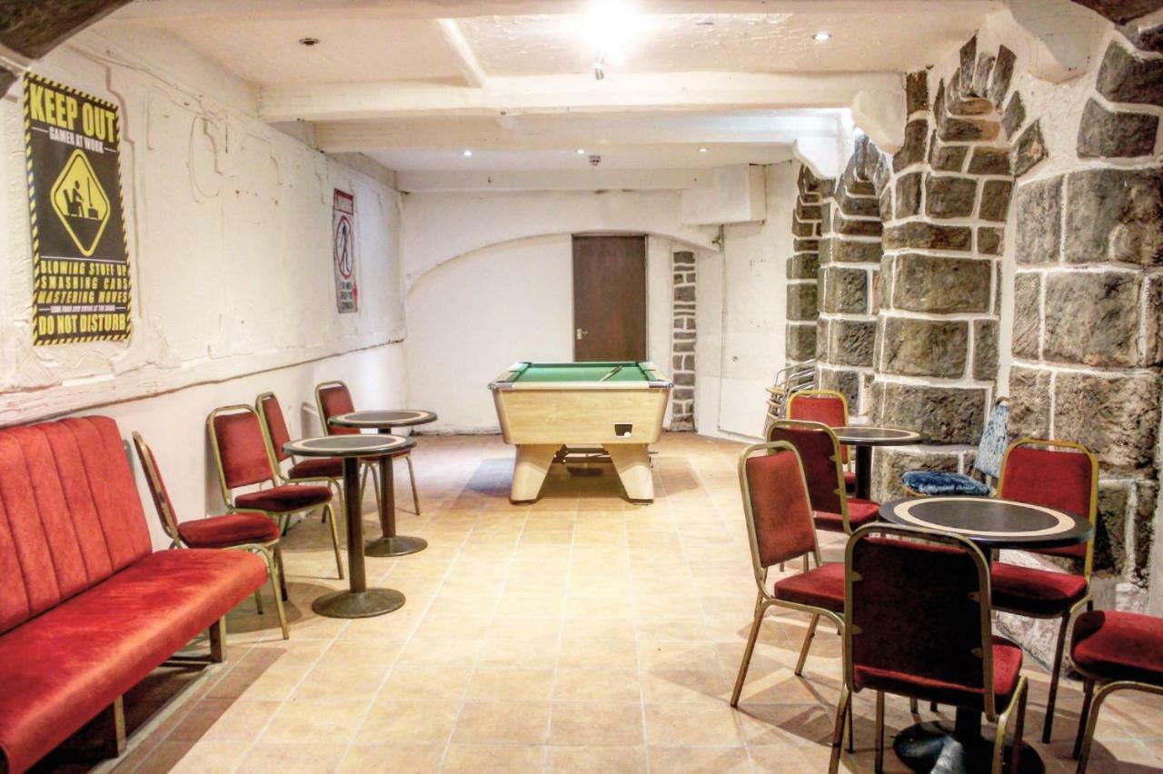 Red Lion Hotel Tredegar Exteriér fotografie